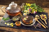 Cele mai vechi medicamente din lume - Ceaiurile din plante