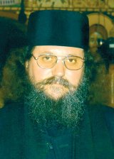 Un preot pentru eternitate: Nicolae Floroiu