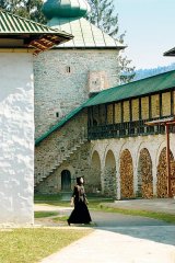 Slatina - manastirea unde vine Dumnezeu sa se odihneasca